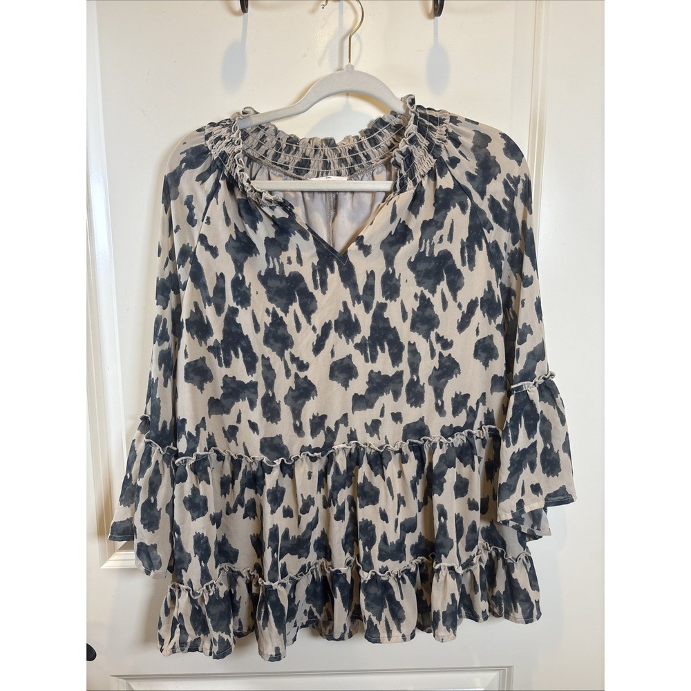 Entro Top Women Size Medium Leopard Tiered Babydoll Blouse Shirt Animal Print